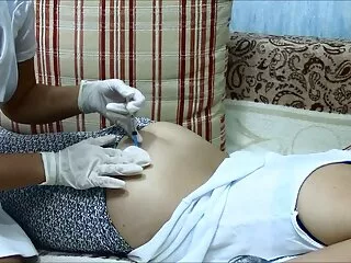 Խորթ մայրը թրջվում է