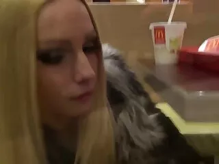 Shemale on Shemale մերկապարանոց creampie